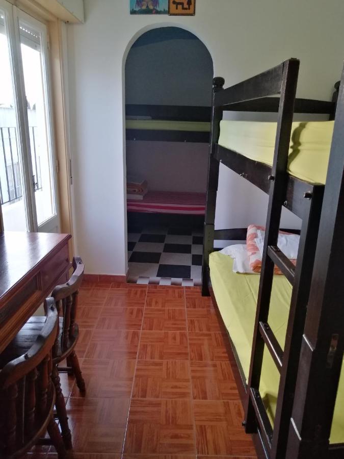 Lagos Central Hostel Ngoại thất bức ảnh
