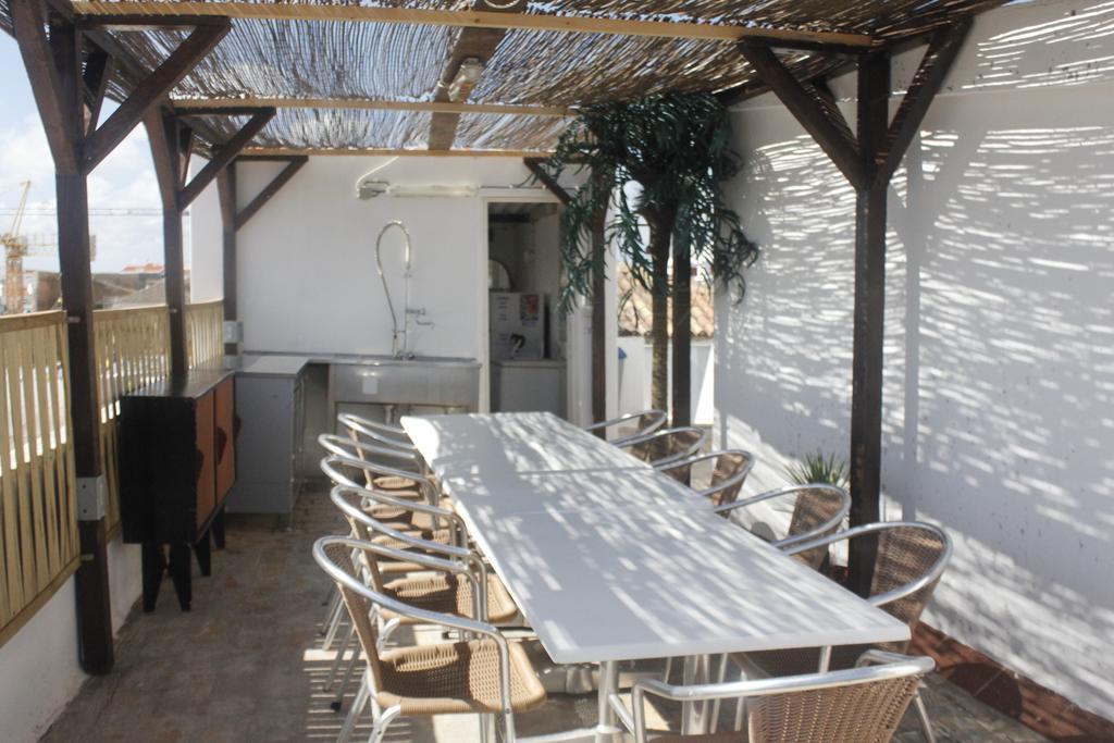 Lagos Central Hostel Ngoại thất bức ảnh