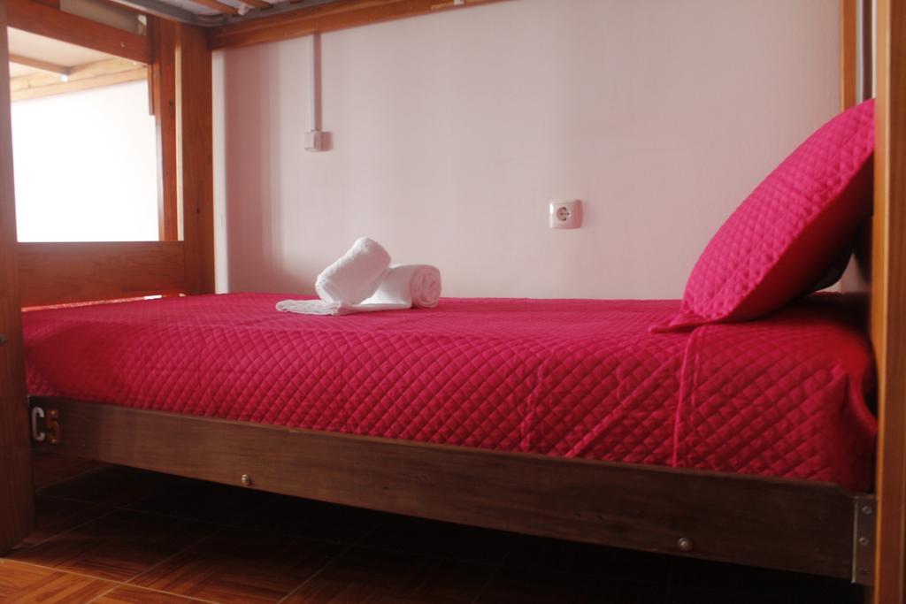 Lagos Central Hostel Ngoại thất bức ảnh