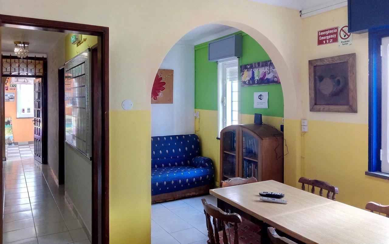 Lagos Central Hostel Ngoại thất bức ảnh